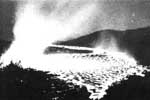 三原山噴火で溶岩流　昭和25（1950）年